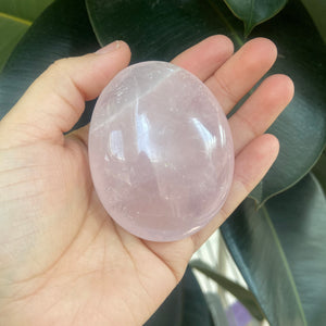 Rose quartz crystal pump stone