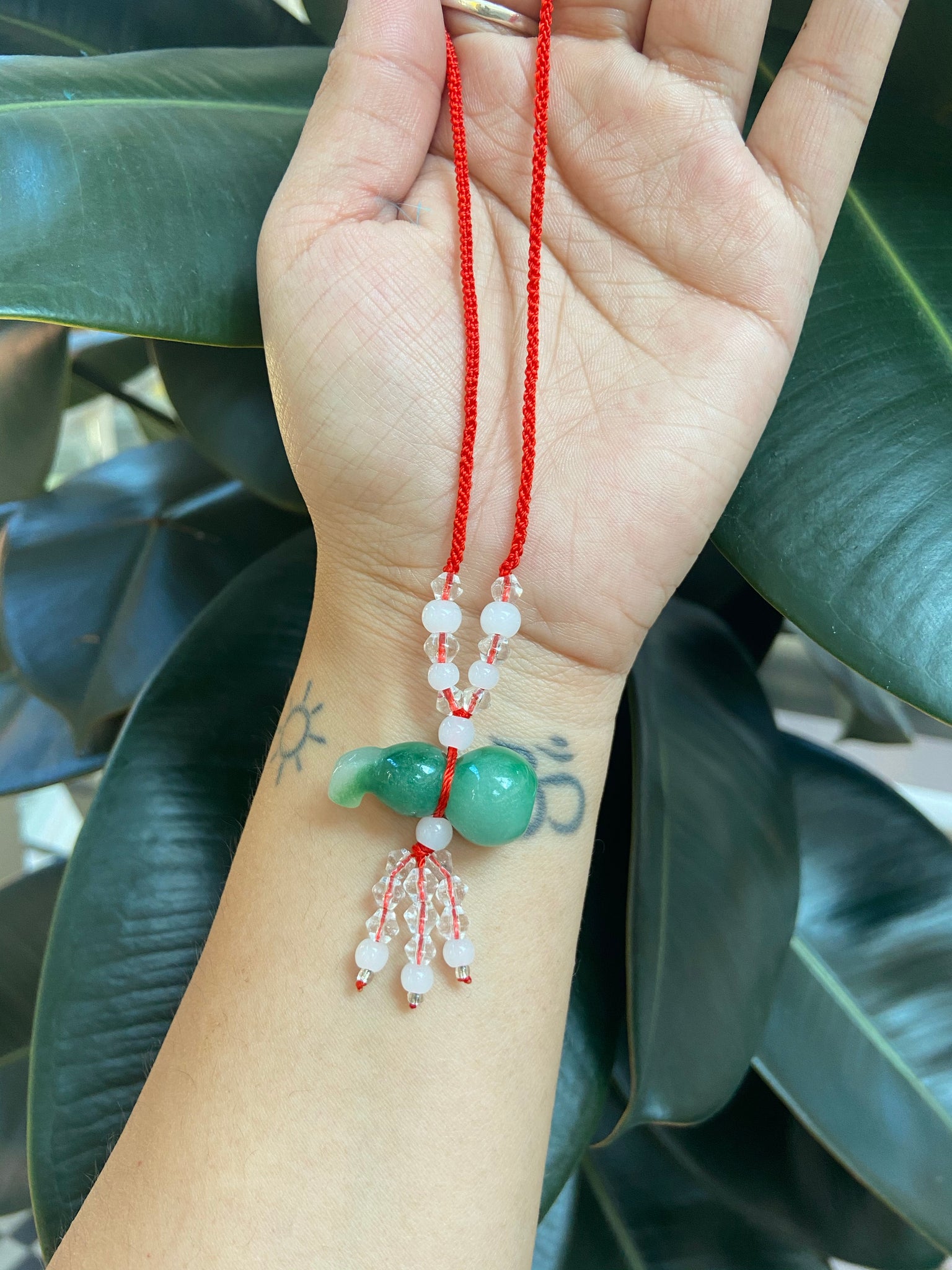 Faux jade neckless