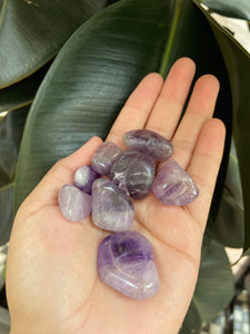 Purple amethyst crystal tumble